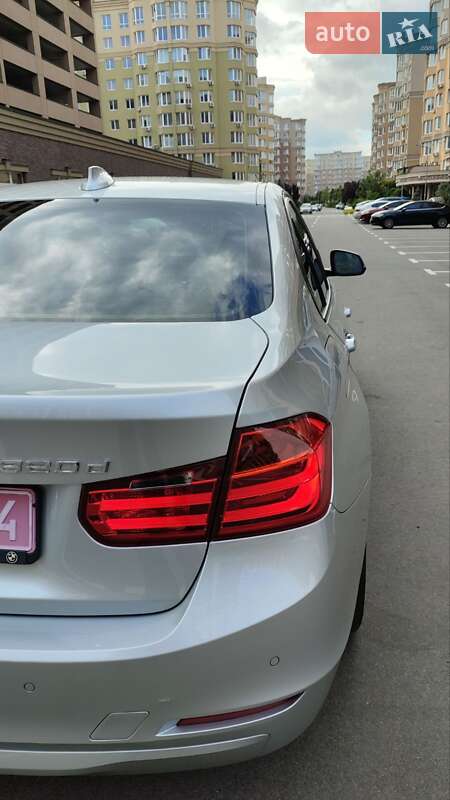 Седан BMW 3 Series 2014 в Киеве