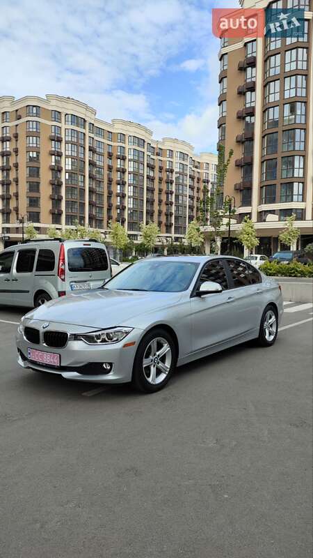 Седан BMW 3 Series 2014 в Киеве