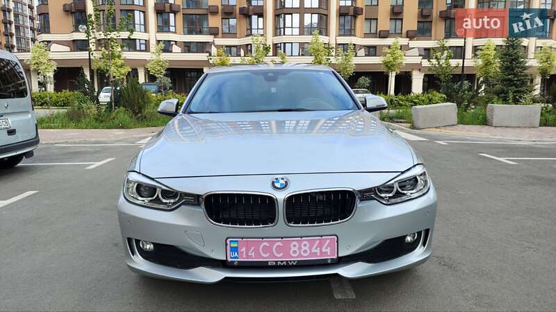 Седан BMW 3 Series 2014 в Киеве