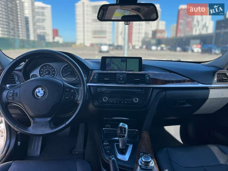 Седан BMW 3 Series 2012 в Киеве