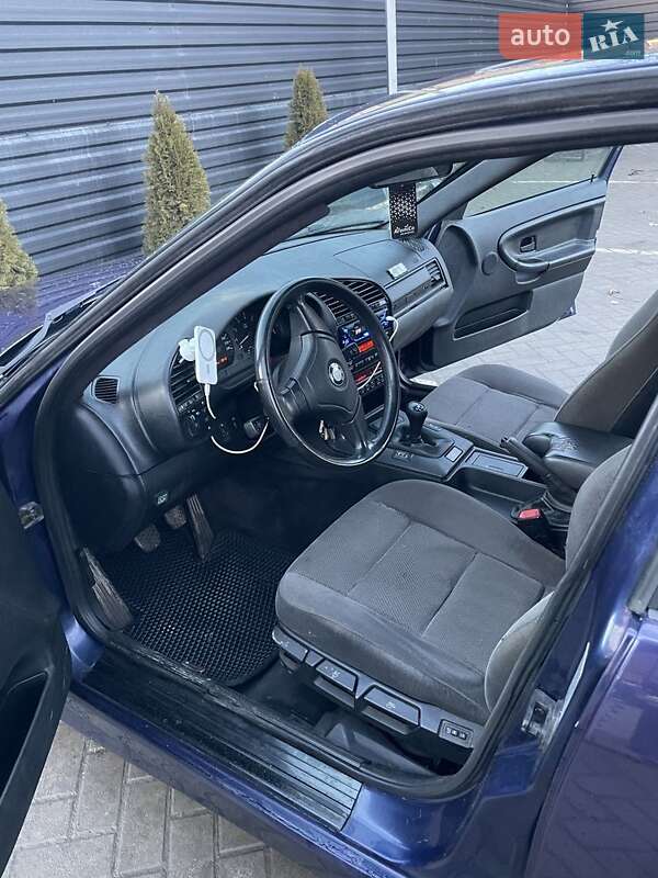 Седан BMW 3 Series 1996 в Ивано-Франковске