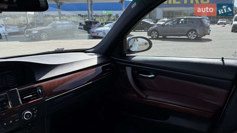 Седан BMW 3 Series 2007 в Киеве