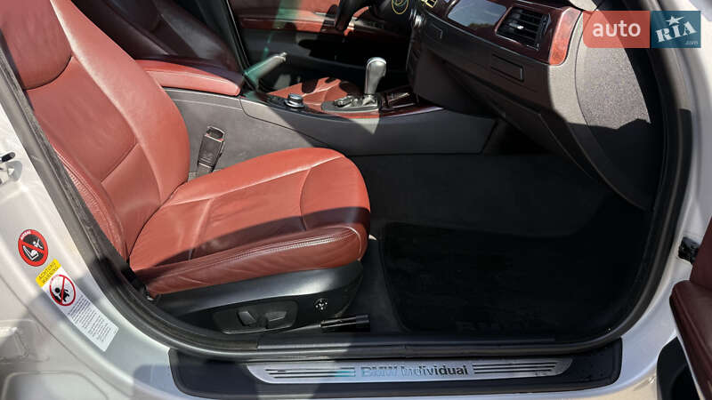 Седан BMW 3 Series 2007 в Киеве