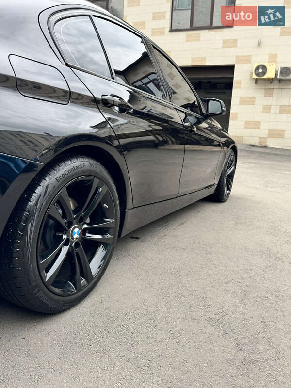 Седан BMW 3 Series 2016 в Киеве фото 8 Седан BMW 3 Series 2016 в Киеве