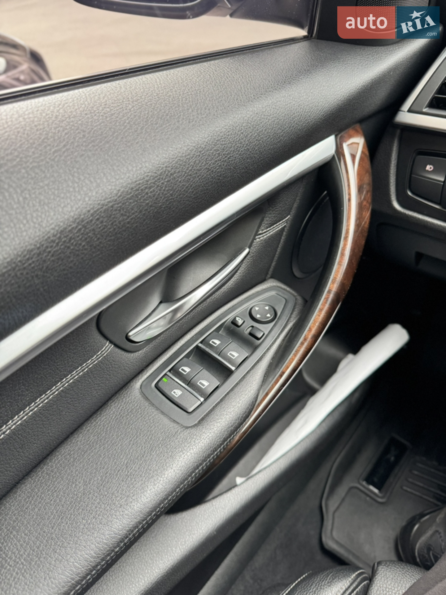 2016 BMW 3er - мініатюра 14
