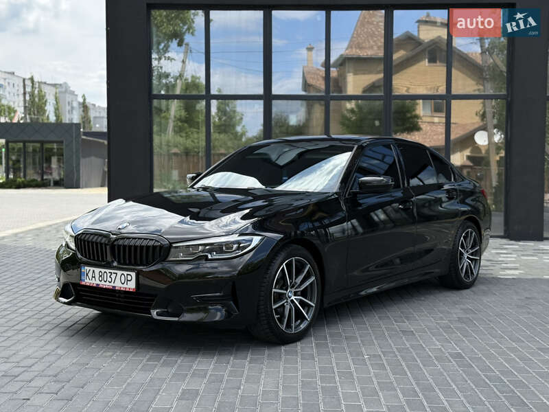 Седан BMW 3 Series 2020 в 