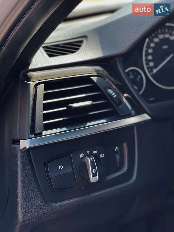 Седан BMW 3 Series 2013 в Миколаєві