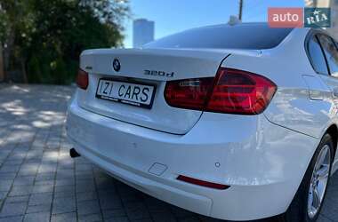 Седан BMW 3 Series 2014 в 