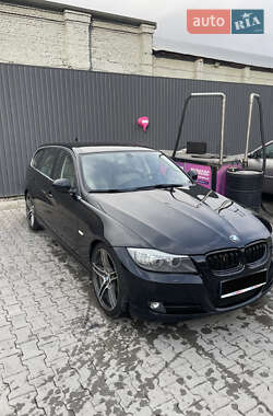 Универсал BMW 3 Series 2011 в 