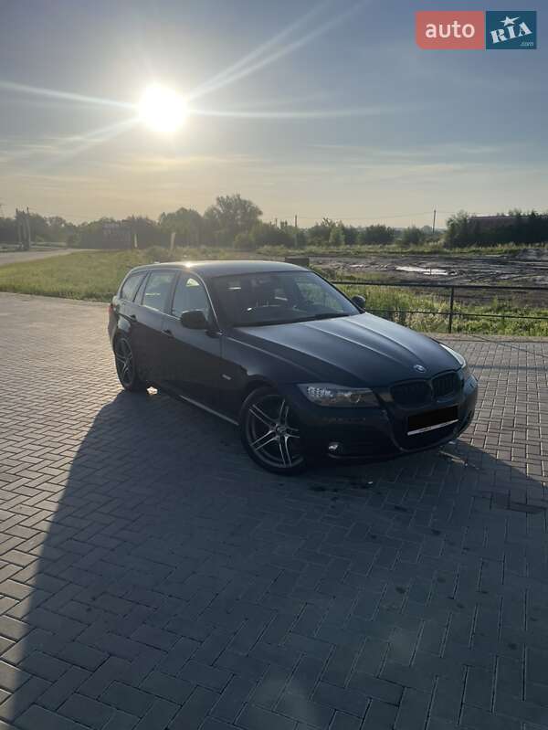 Універсал BMW 3 Series 2011 в Львові