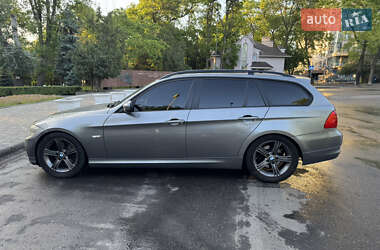 Универсал BMW 3 Series 2010 в 