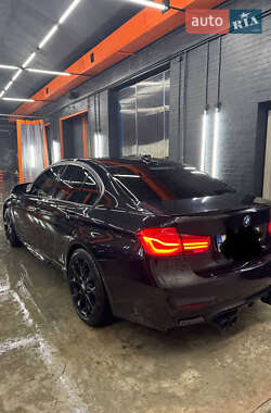 Седан BMW 3 Series 2016 в 