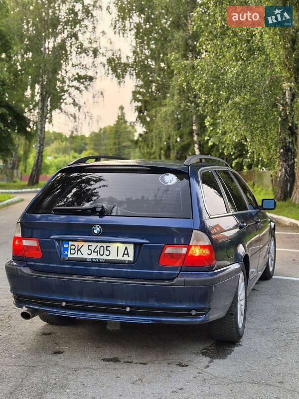 Универсал BMW 3 Series 2005 в Корце