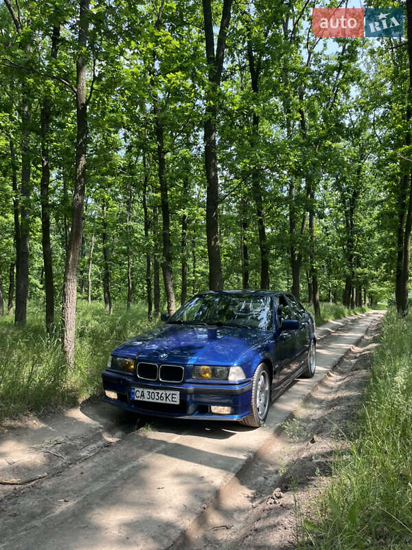 Седан BMW 3 Series 1998 в 