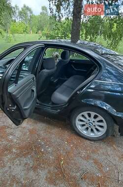 Седан BMW 3 Series 2003 в 