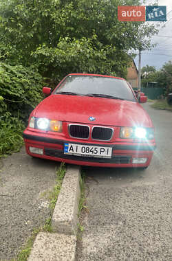 Седан BMW 3 Series 1991 в Киеве