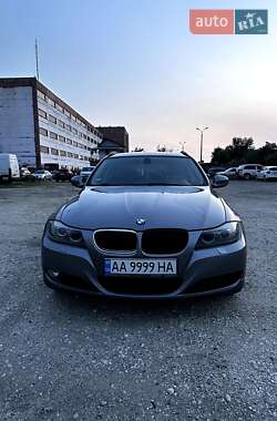 Универсал BMW 3 Series 2011 в Киеве