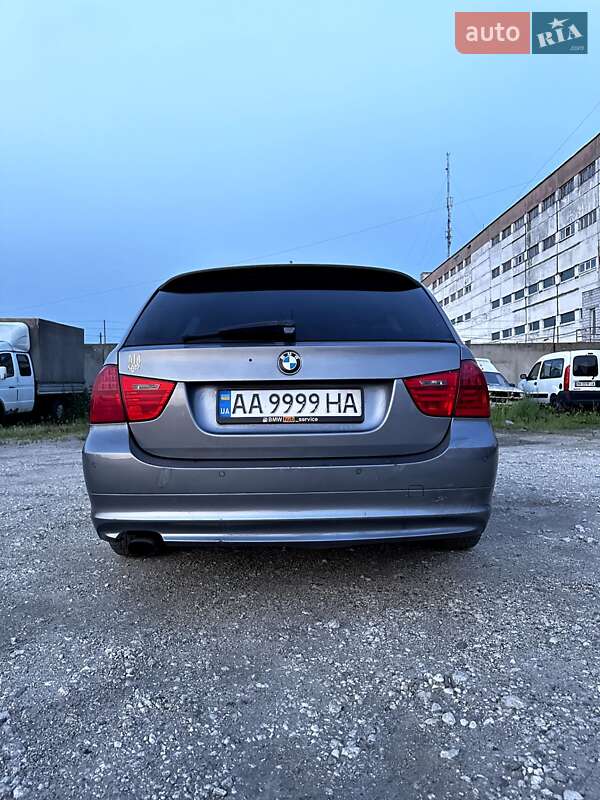 Универсал BMW 3 Series 2011 в Киеве
