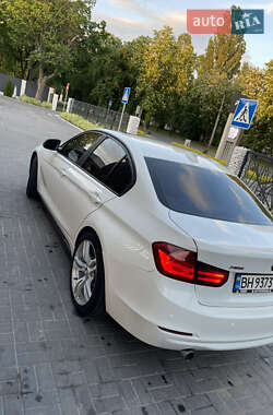 Седан BMW 3 Series 2013 в 