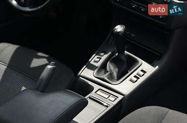 Купе BMW 3 Series 2005 в Днепре