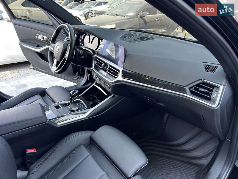 Седан BMW 3 Series 2020 в Днепре