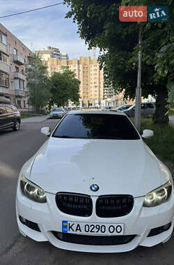 Купе BMW 3 Series 2011 в 