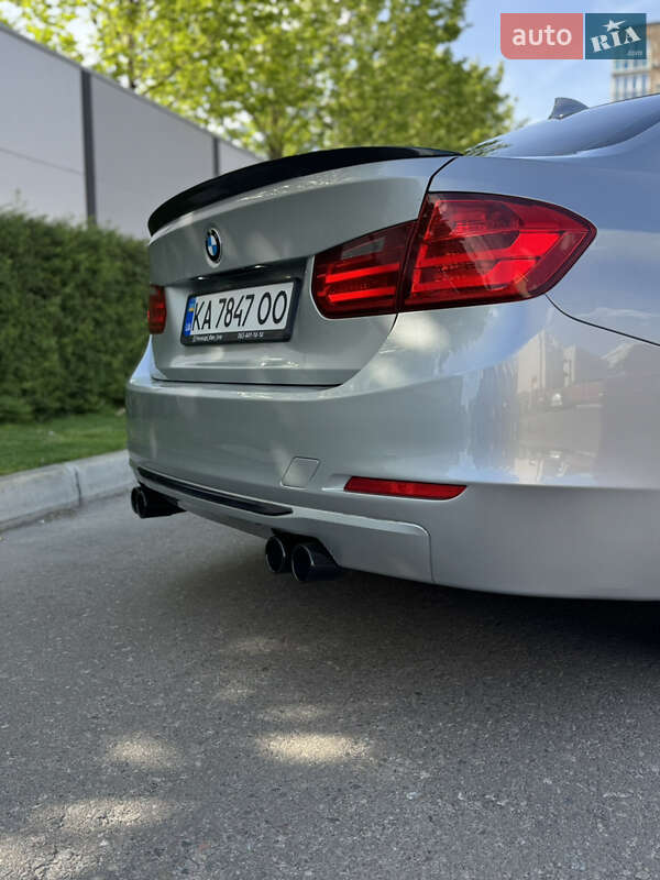 Седан BMW 3 Series 2013 в Києві