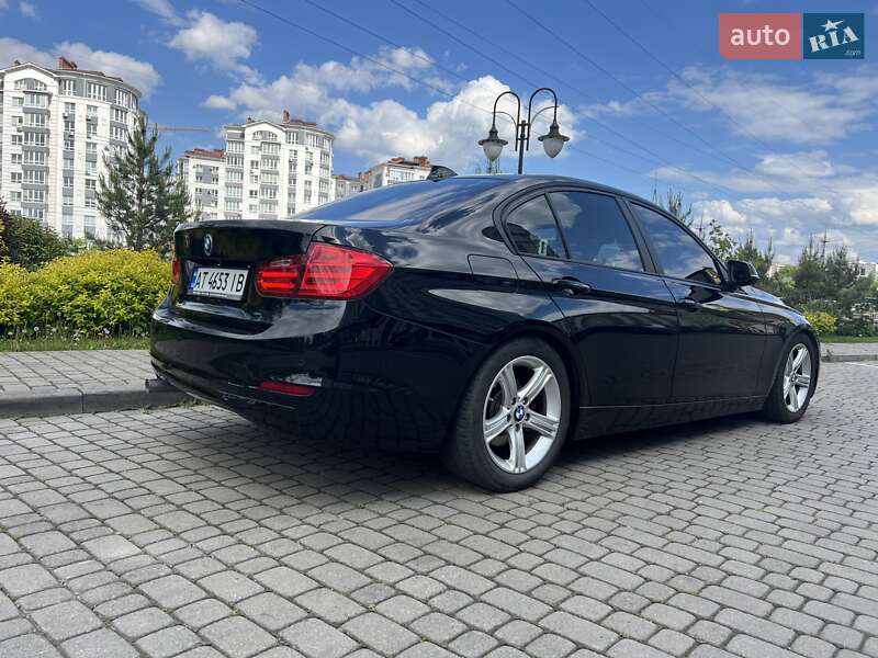 Седан BMW 3 Series 2015 в Івано-Франківську
