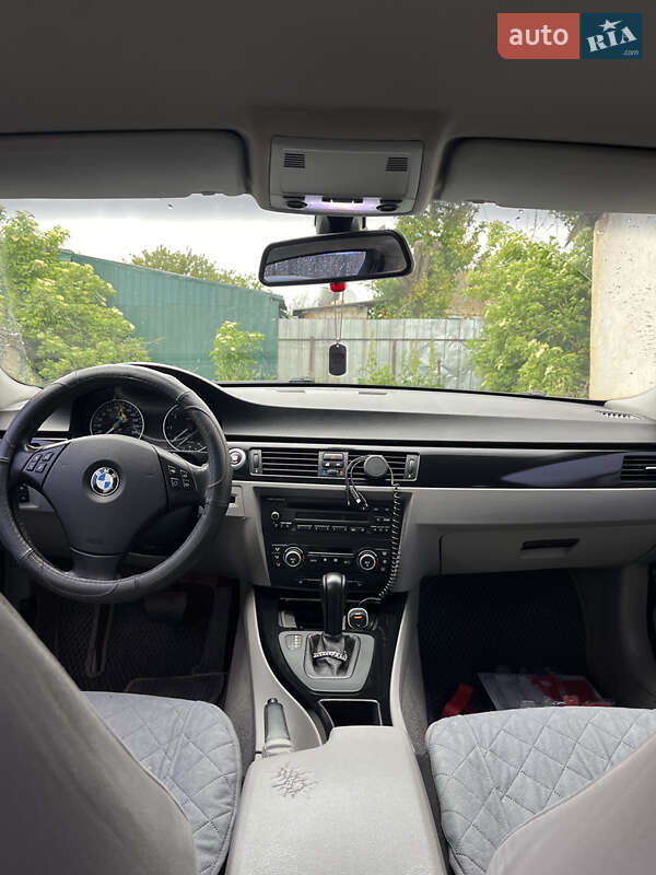 Седан BMW 3 Series 2006 в Кропивницькому