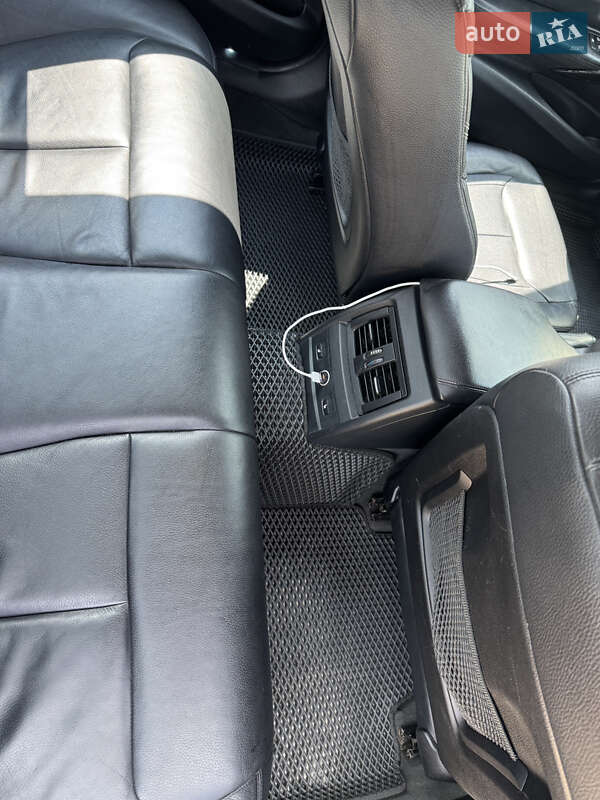 Седан BMW 3 Series 2013 в Снятине фото 22 Седан BMW 3 Series 2013 в Снятине