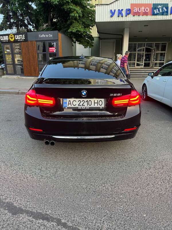 Седан BMW 3 Series 2013 в Луцке фото 12 Седан BMW 3 Series 2013 в Луцке