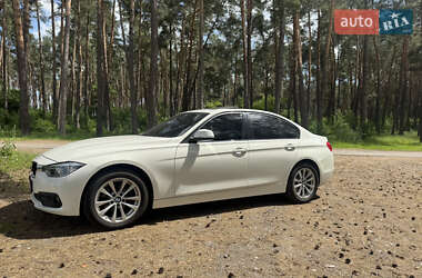 Седан BMW 3 Series 2017 в Житомире