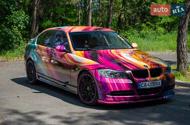 Седан BMW 3 Series 2005 в Черкасах