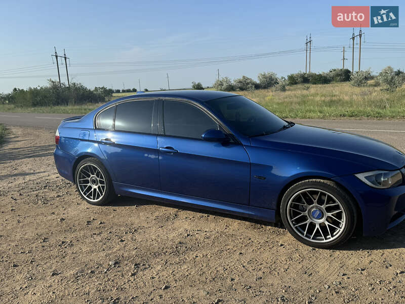 Седан BMW 3 Series 2006 в Одессе