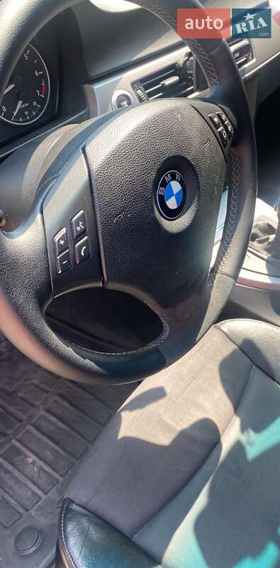 Седан BMW 3 Series 2005 в Харькове