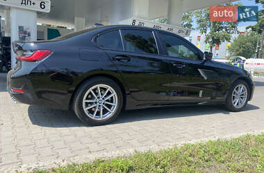 Седан BMW 3 Series 2020 в Киеве