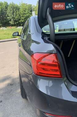 Седан BMW 3 Series 2012 в 