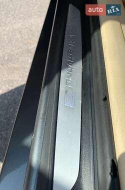 Седан BMW 3 Series 2012 в 