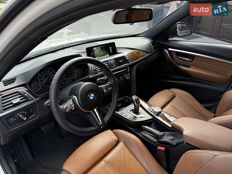 Седан BMW 3 Series 2016 в Киеве