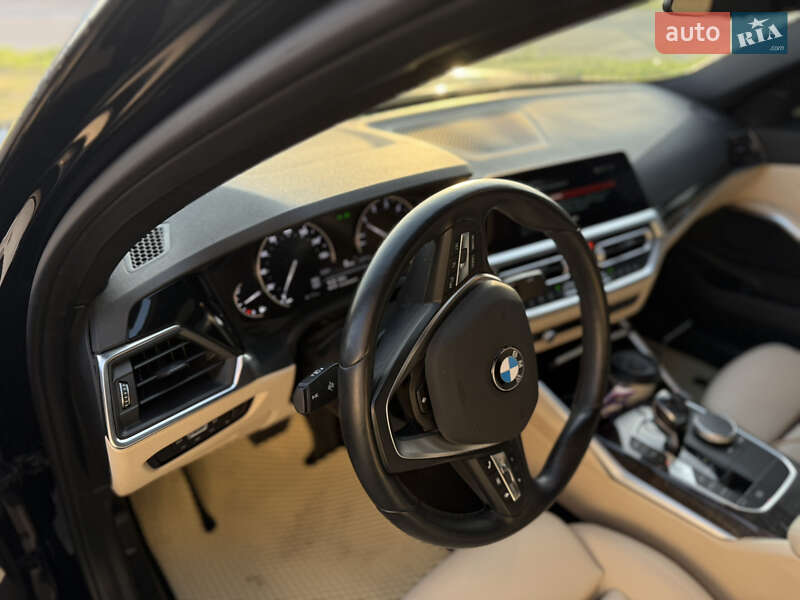 Седан BMW 3 Series 2019 в Дніпрі