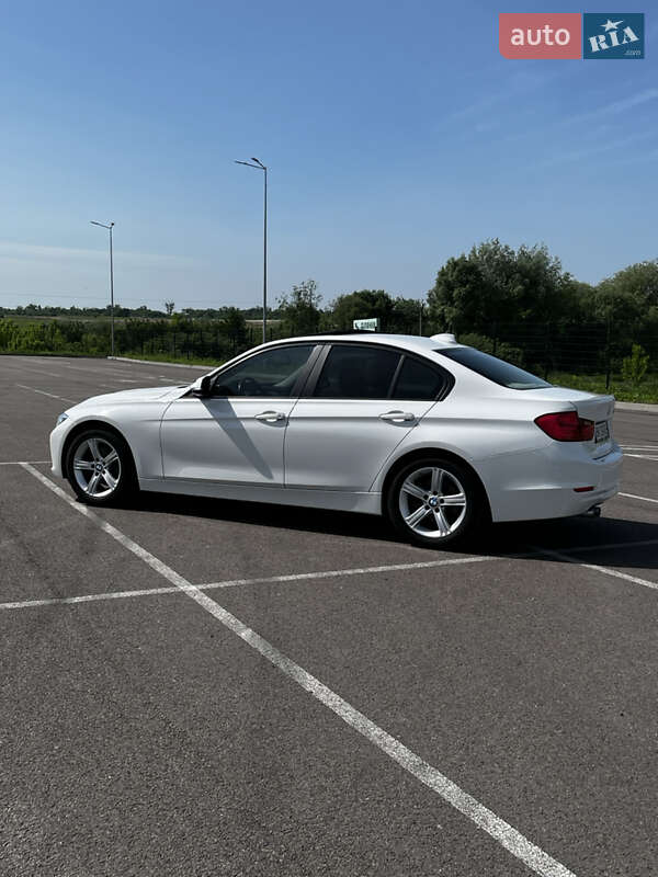 Седан BMW 3 Series 2013 в Ровно