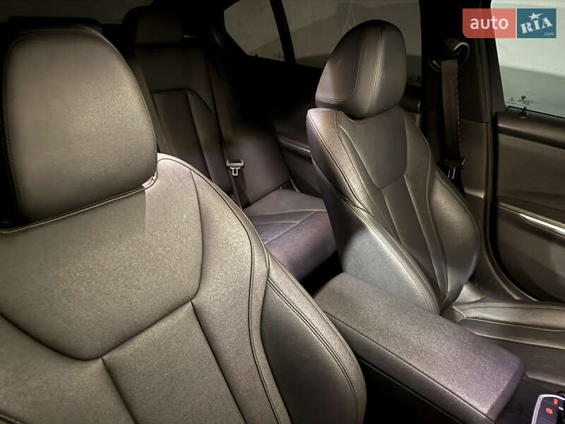 Седан BMW 3 Series 2021 в Києві