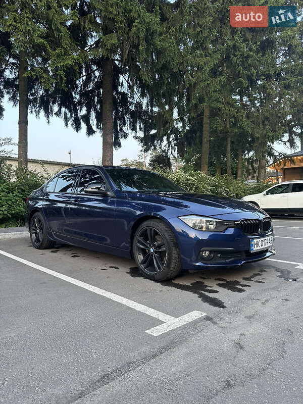Седан BMW 3 Series 2016 в Ровно