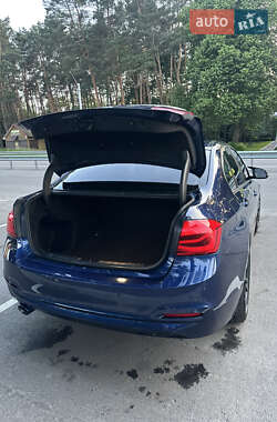 Седан BMW 3 Series 2016 в 