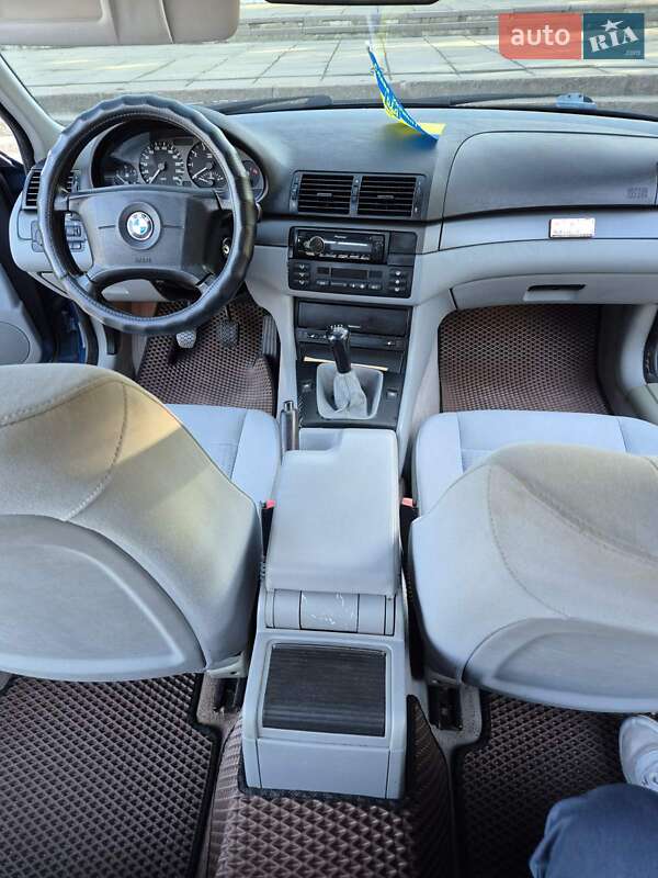 Седан BMW 3 Series 2002 в Бобринці