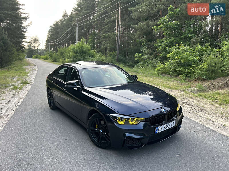 Седан BMW 3 Series 2016 в Ровно