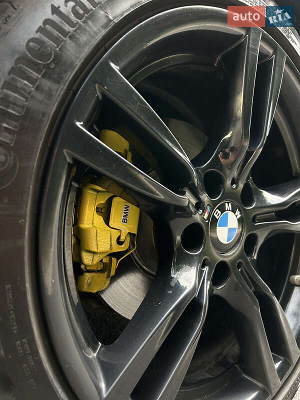 Седан BMW 3 Series 2016 в Ровно