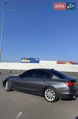 Седан BMW 3 Series 2012 в 