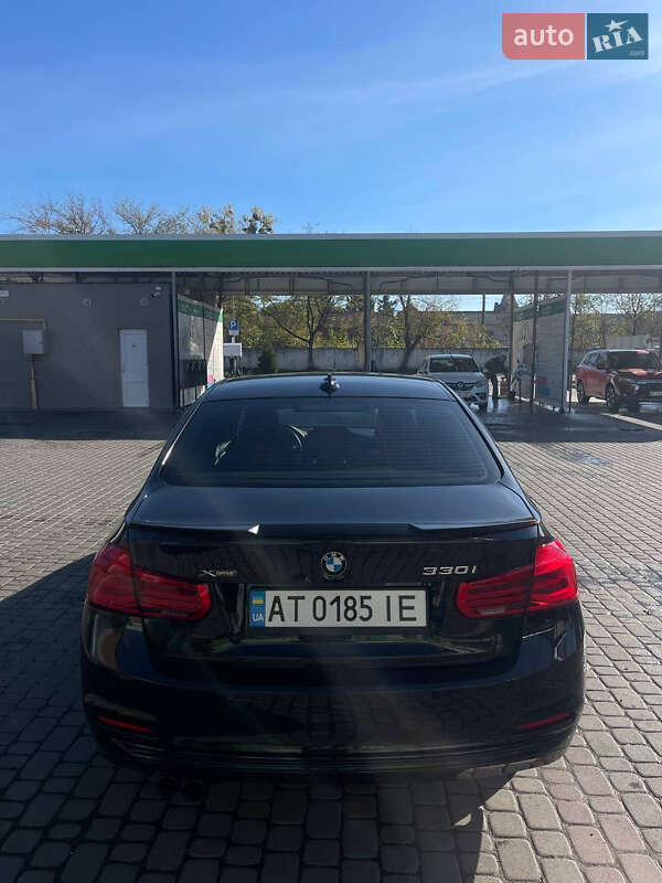 Седан BMW 3 Series 2017 в Ивано-Франковске
