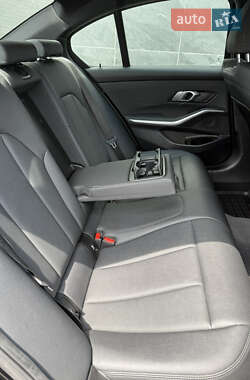 Седан BMW 3 Series 2021 в 